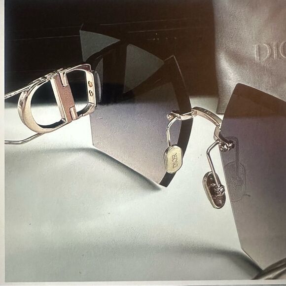 Christian Dior square Sunglasses in Current style - Picture 14 of 16